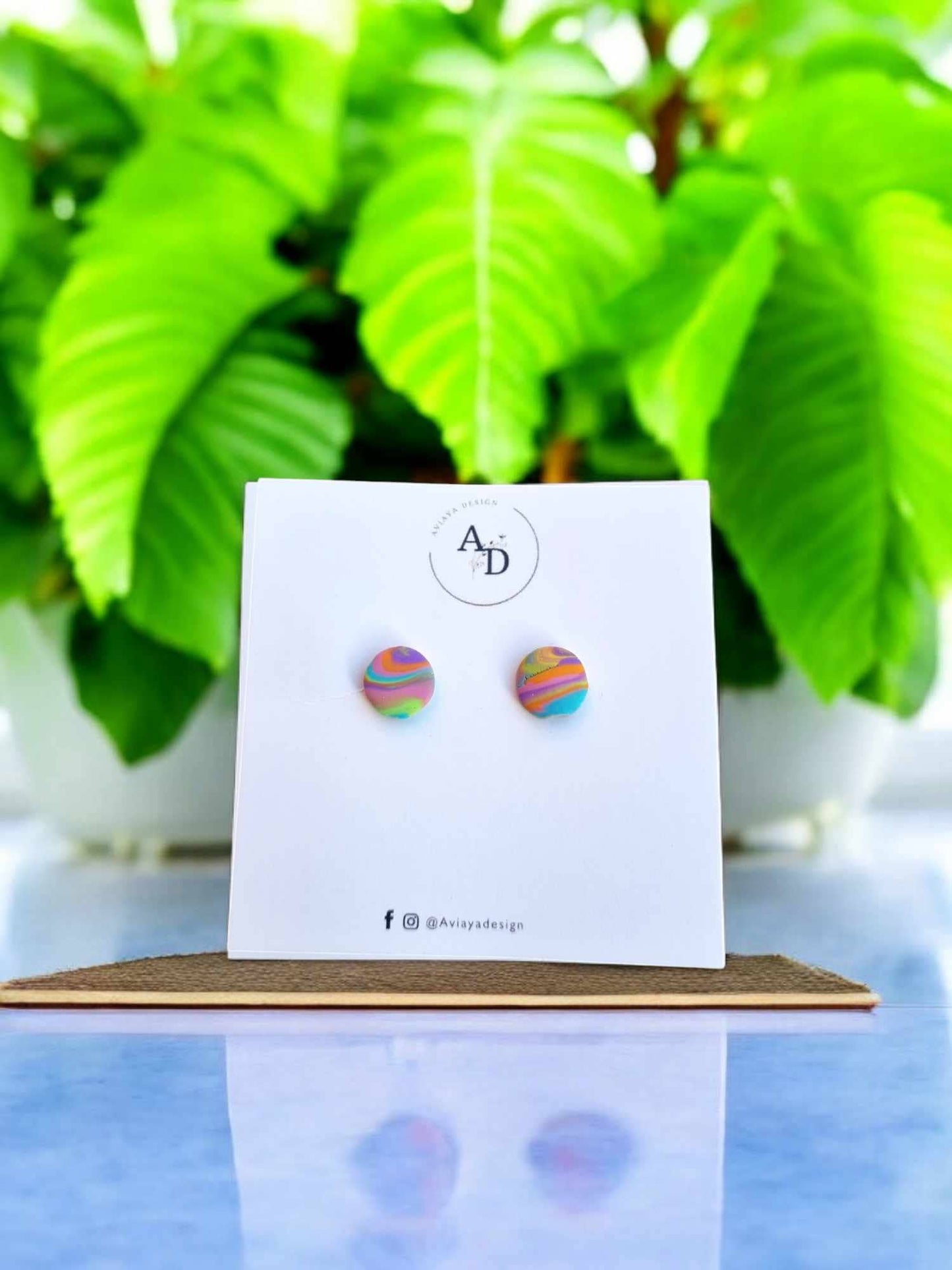 Pastel regnbue - ørestikker