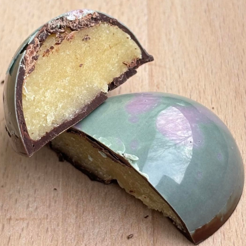 Fyldte Chokoladeæg – 1 stk. 38 kr.