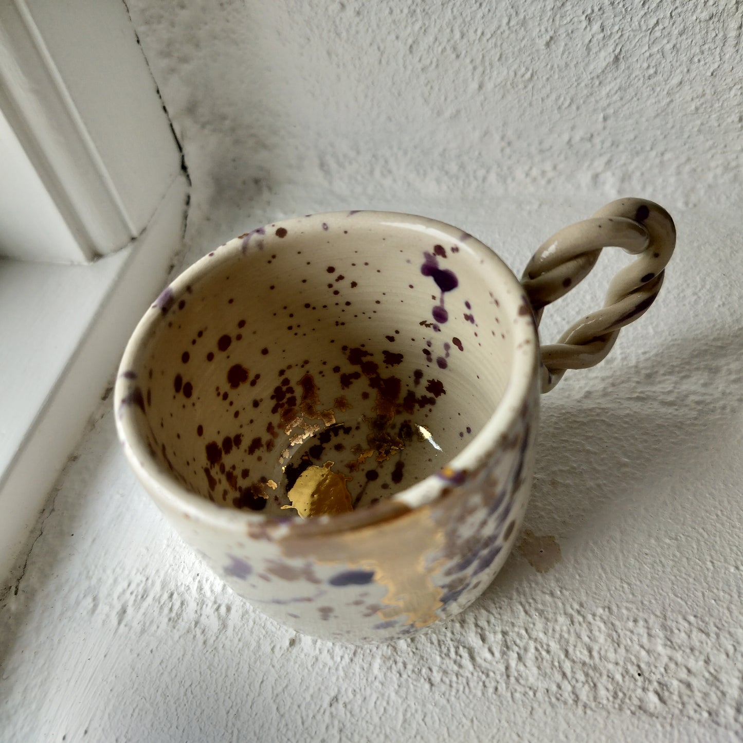 Espressokop - brombær og guld splash