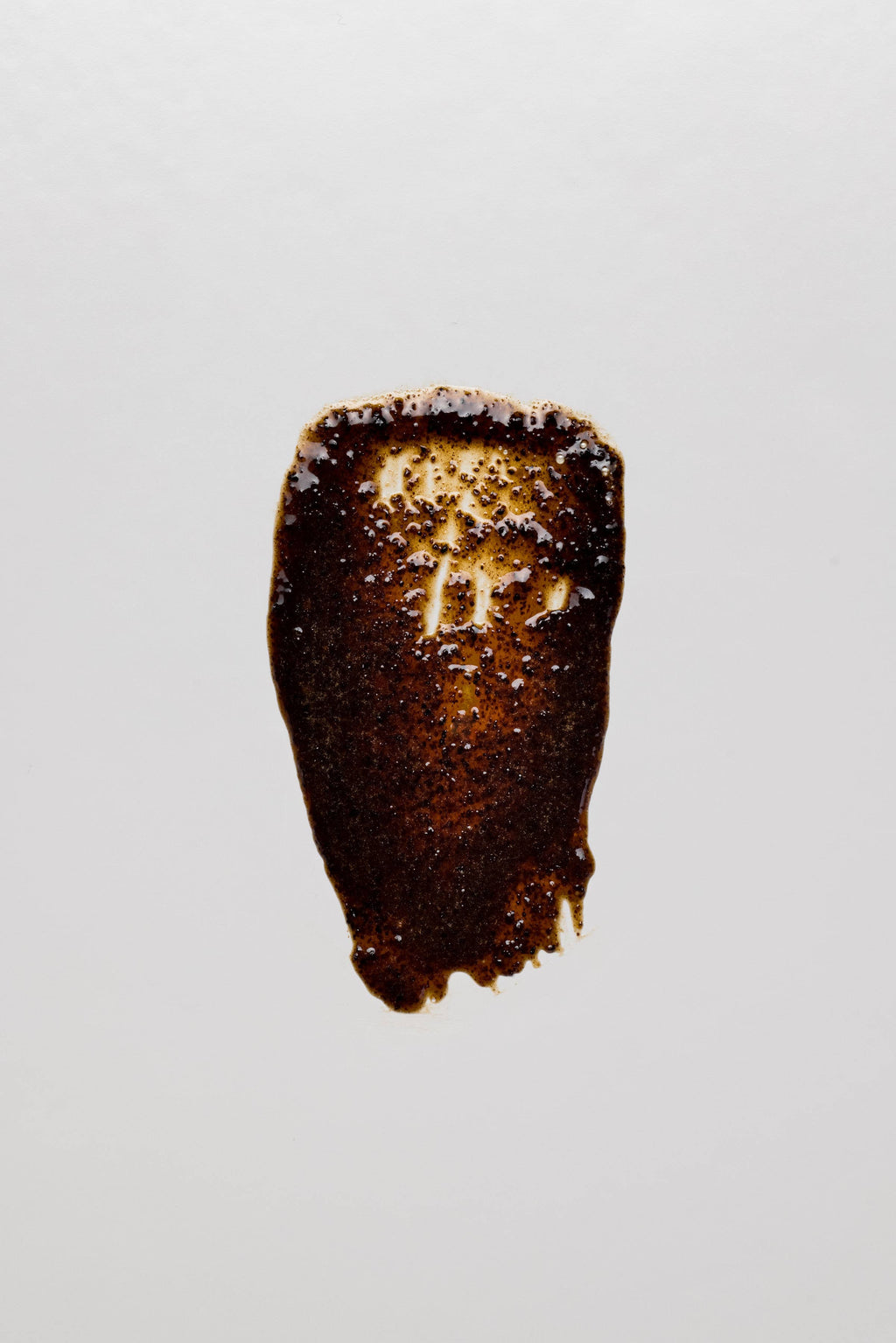 2-i-1 rå espresso ansigtsskrub+maske med kaffegrums