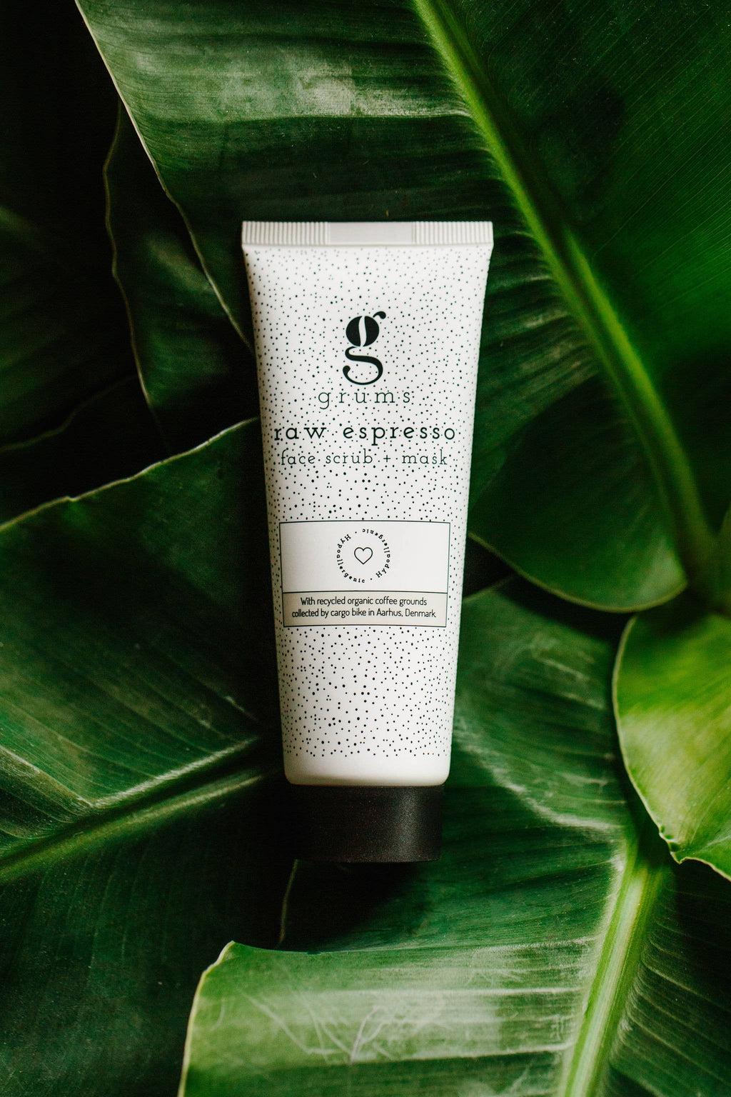 2-i-1 rå espresso ansigtsskrub+maske med kaffegrums