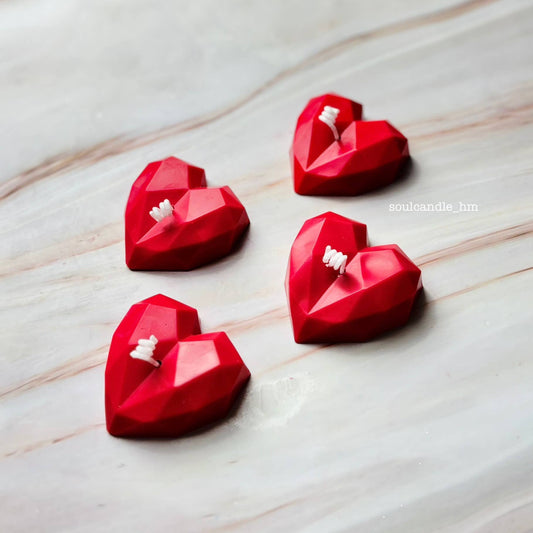 Rødt Hjerte Lys – Håndlavet sojalys med 3D-effekt