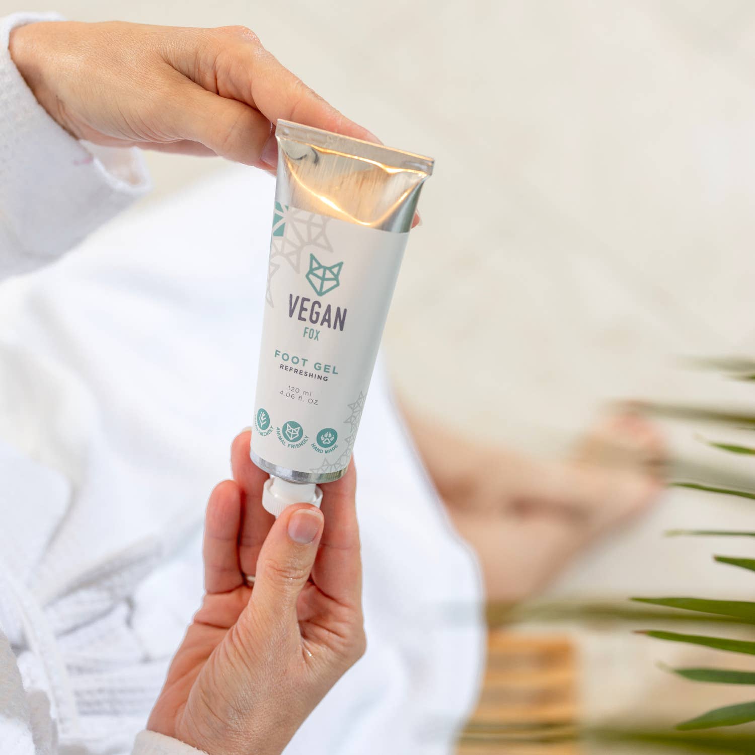 Vegansk opfriskende fodcreme med naturlige ingredienser 120 ml | Vegan Fox