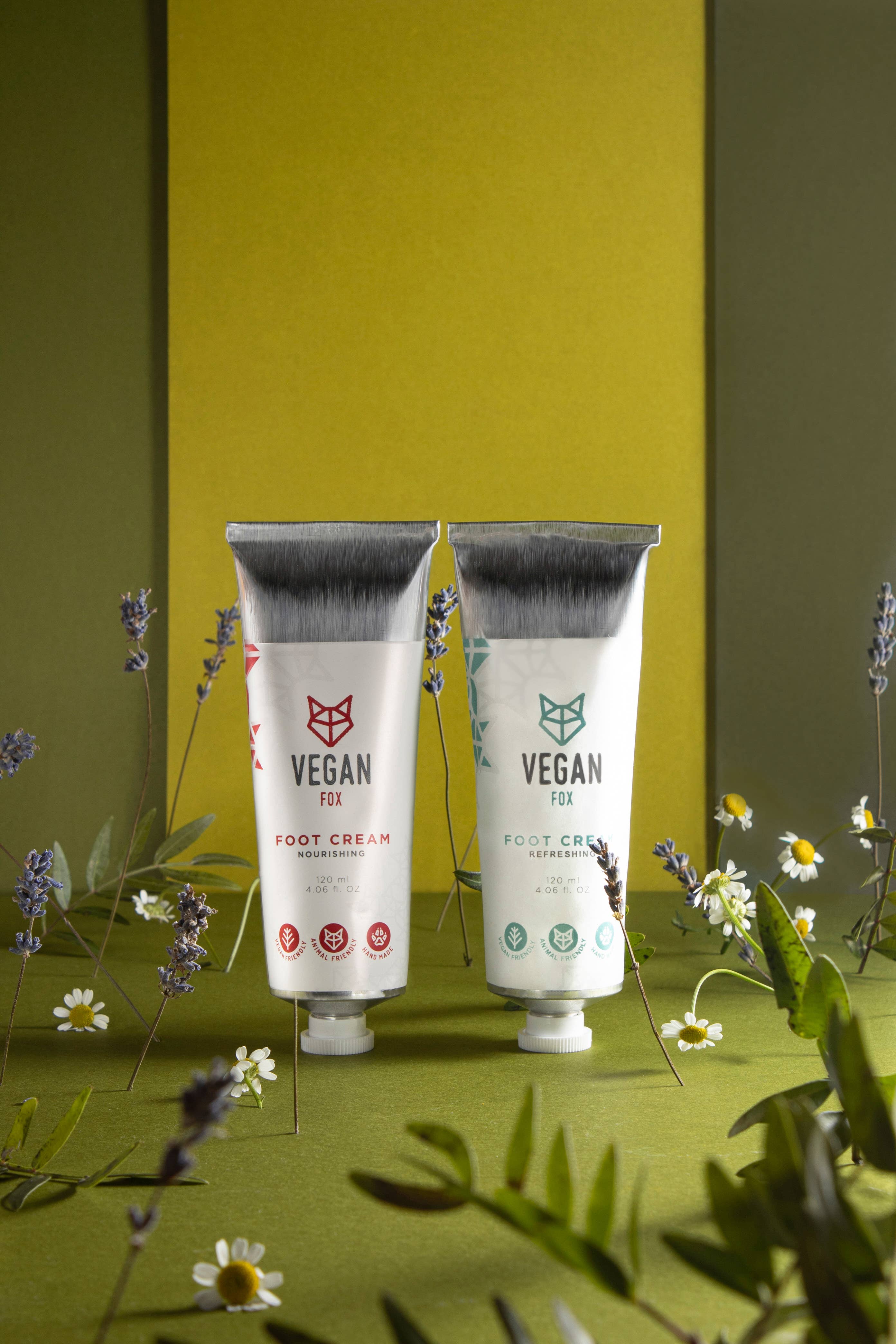 Vegansk opfriskende fodcreme med naturlige ingredienser 120 ml | Vegan Fox