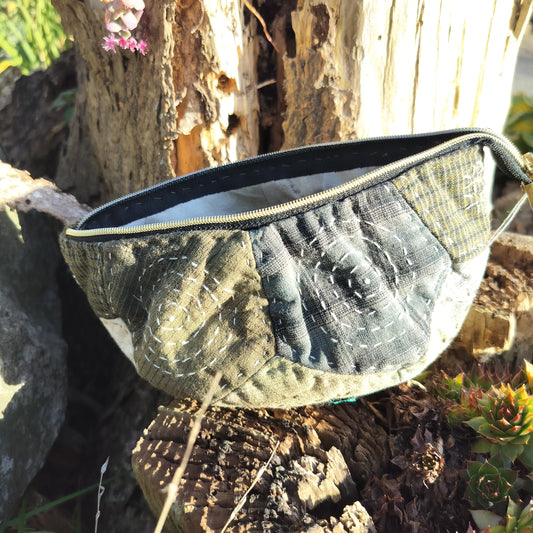 Japansk Clutch med Sashiko & Ecoprint – lille, men helt særlig