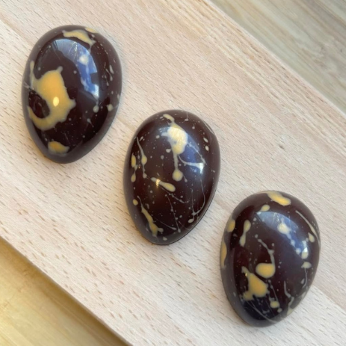Fyldte Chokoladeæg – 1 stk. 38 kr.