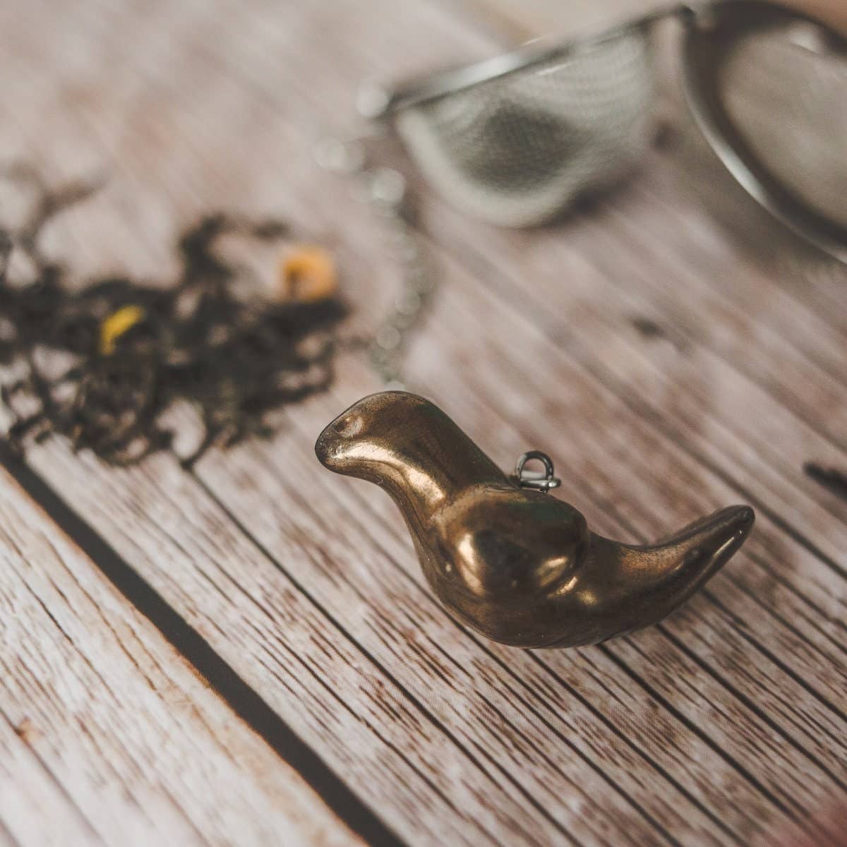 Håndlavet teæg med keramisk bronze fugl 🐓