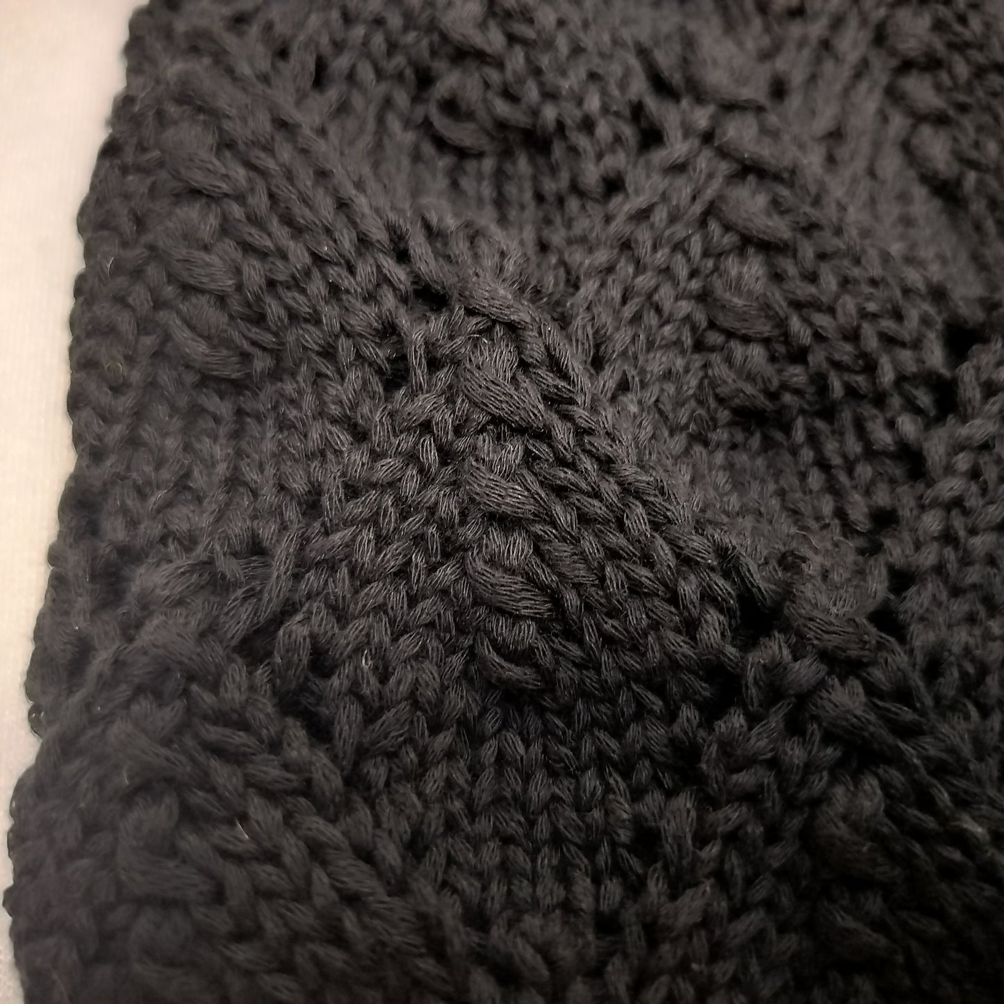 Strikket net, sort