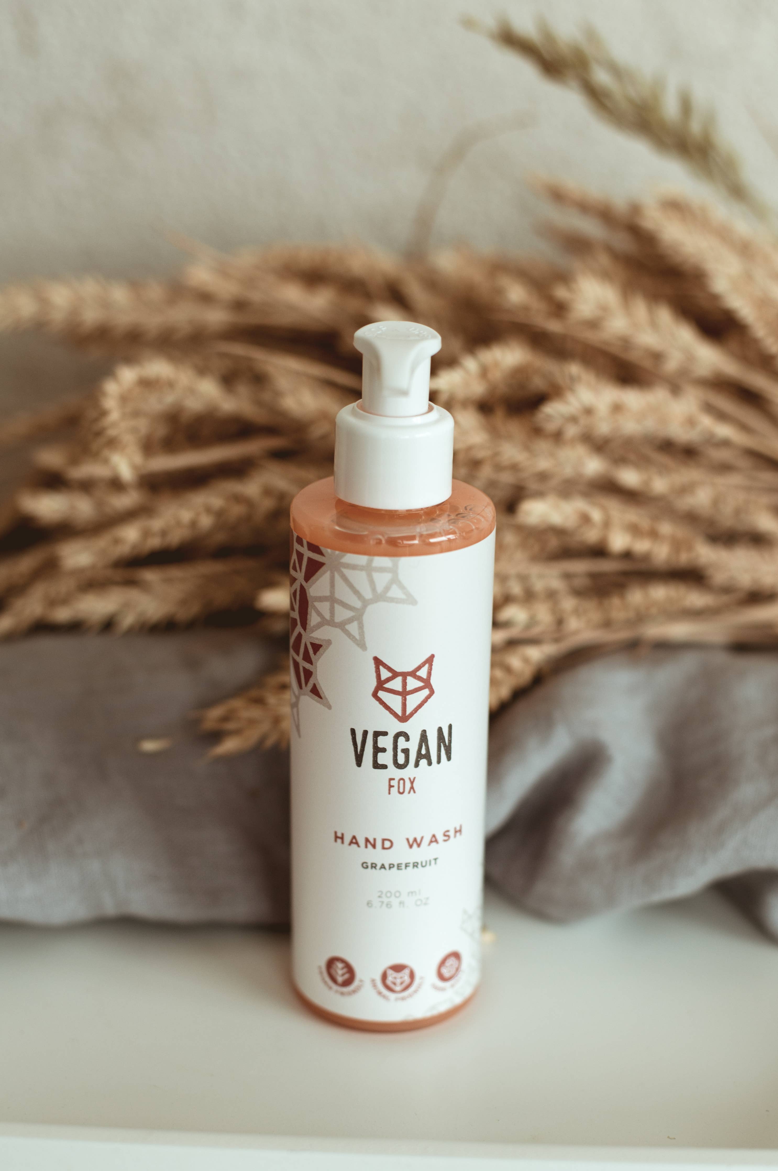 Vegansk flydende håndsæbe med grapefrugt 200 ml | Vegan Fox