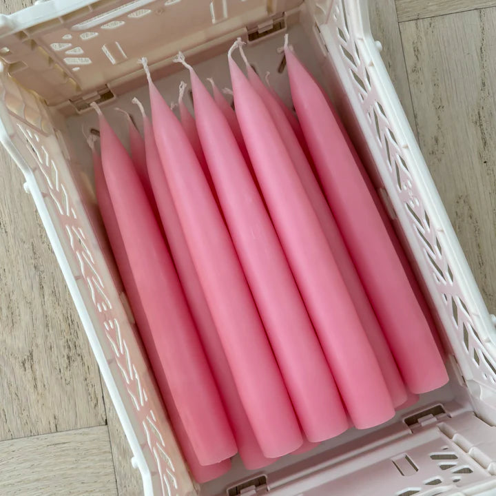 Dyppet ensfarvet lys, i flere farver