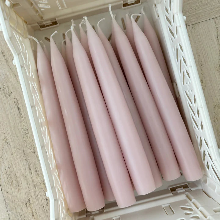 Dyppet ensfarvet lys, i flere farver