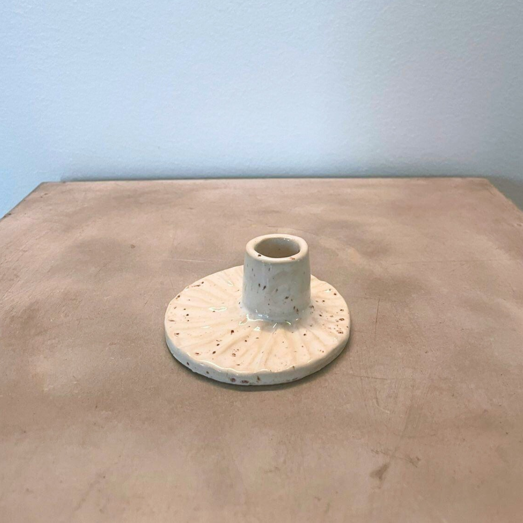 Lysestage i nordisk stil,