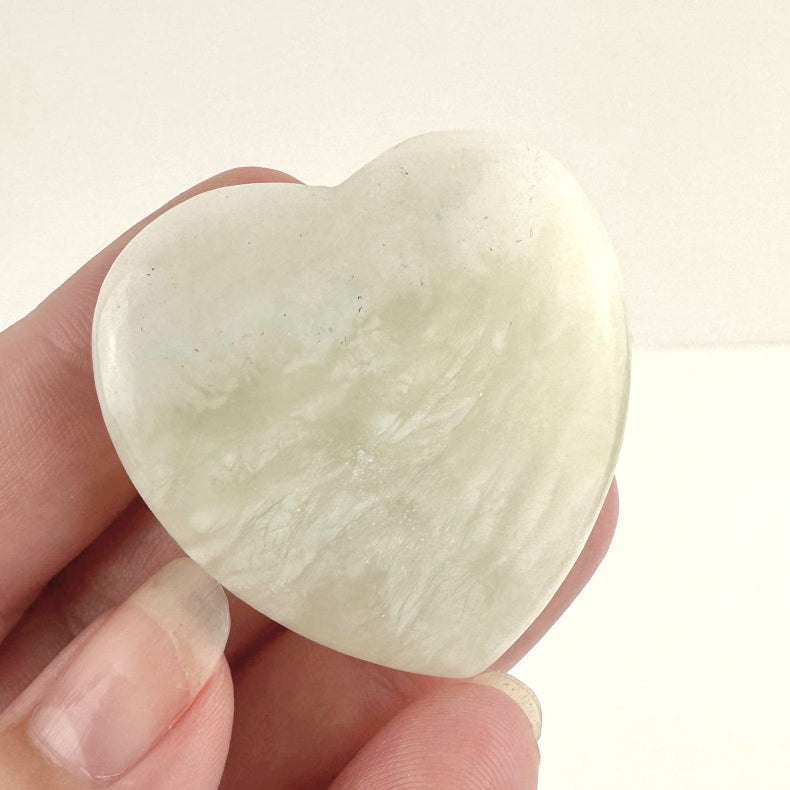Lysegrøn jade hjerte - Lommesten