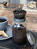 Kaffekværn – nyd langsommeligheden og friskkværnet kaffe