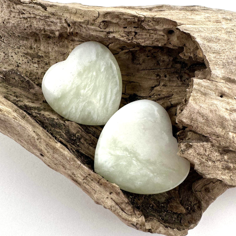 Lysegrøn jade hjerte - Lommesten