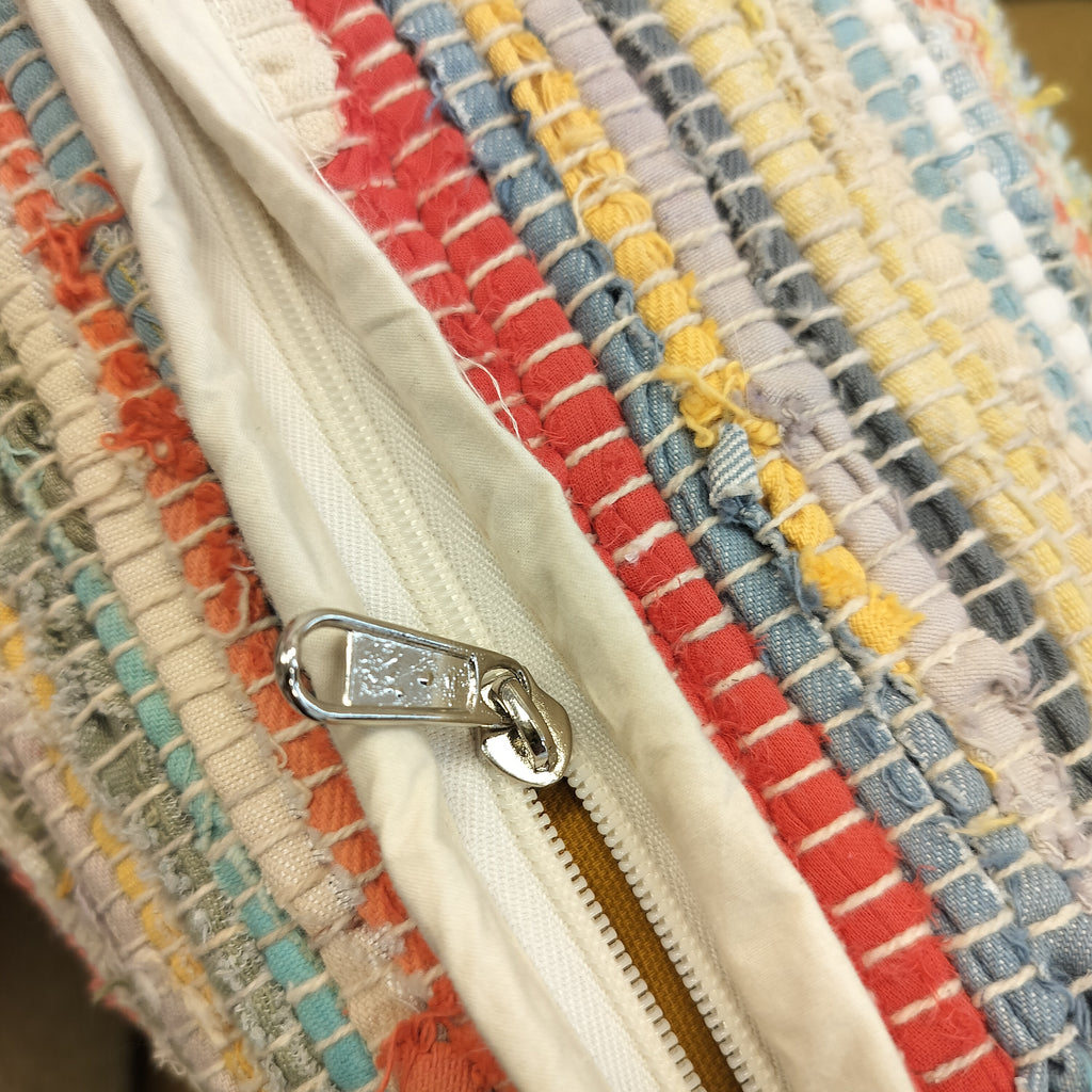 Pudebetræk 60x60 – håndvævet i genbrugsbomuld | Multifarvet