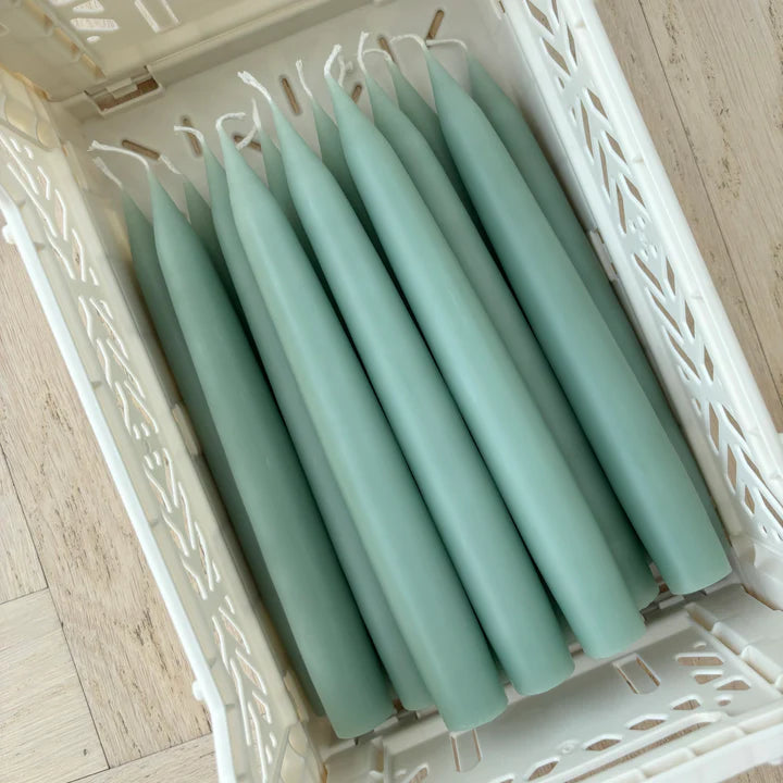 Dyppet ensfarvet lys, i flere farver